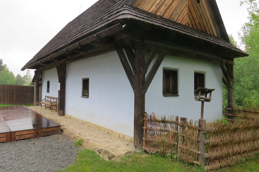 Ostböhmisches Gefüge im Freilichtmuseum Vesely Kopec, Tschechien
