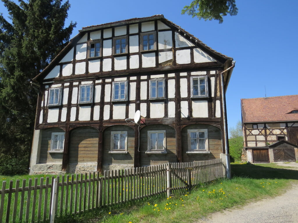 Fünfjochiger Bauernhausgiebel in Dittelsdorf