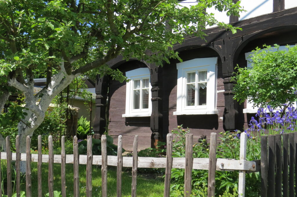 Barocke, profilierte Säulen von 1796 in Dittelsdorf